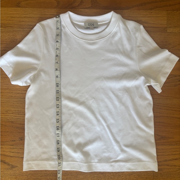 COS White Tee Small - Picture 2 of 2
